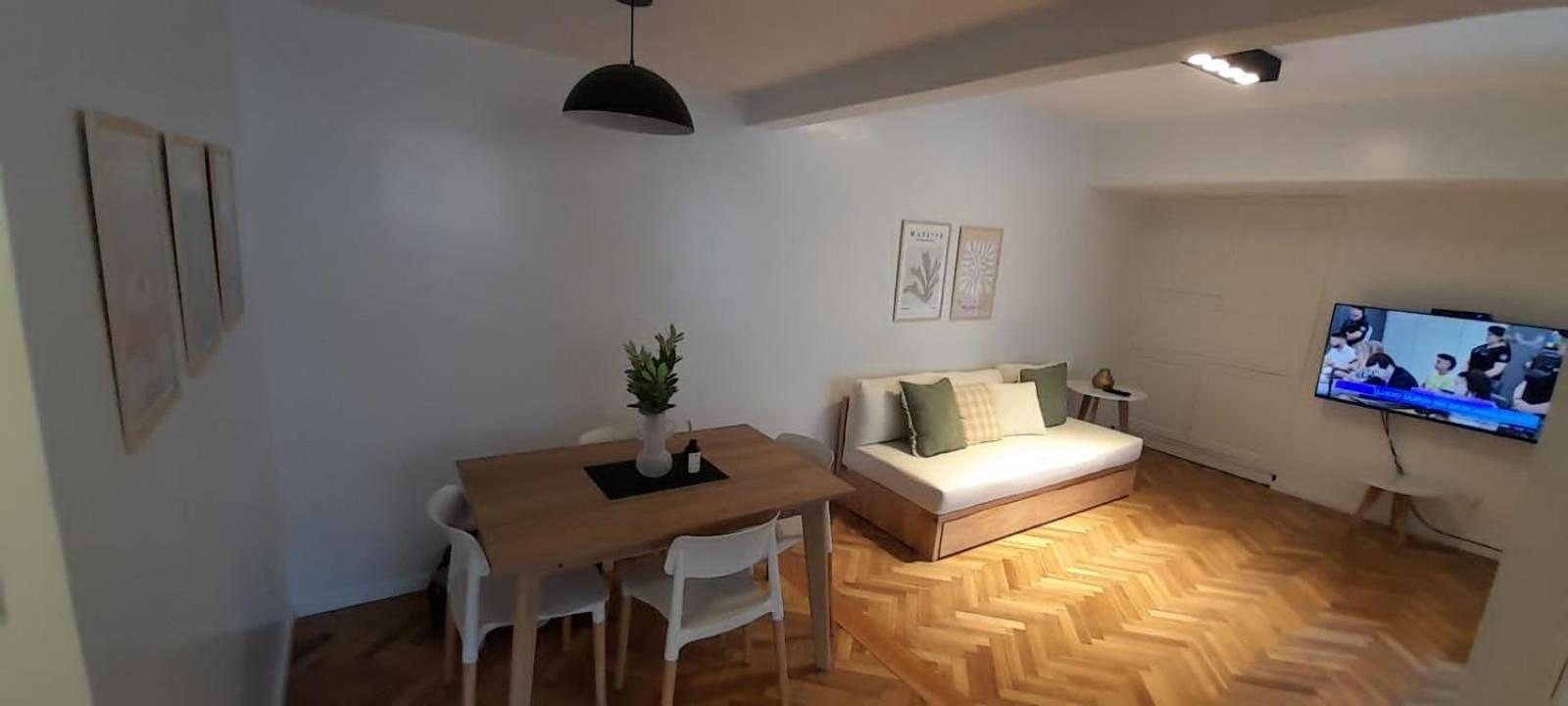 Corrientes Plaza Apartment *